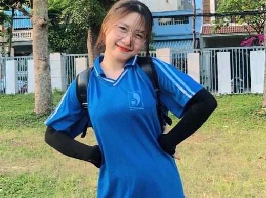 Mông Dương Thị Minh khá lớn và đầy đặn