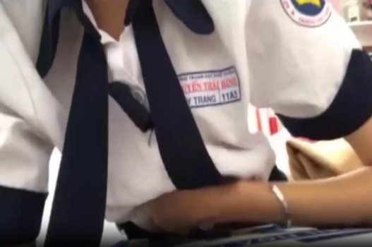 Ngoại tình vụng trộm, nói dối chồng là đi làm thêm