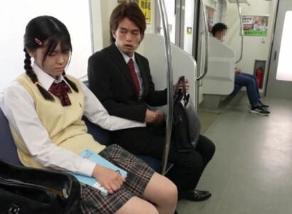 Nữ sinh bị bọn quỷ đồng loạt chịch